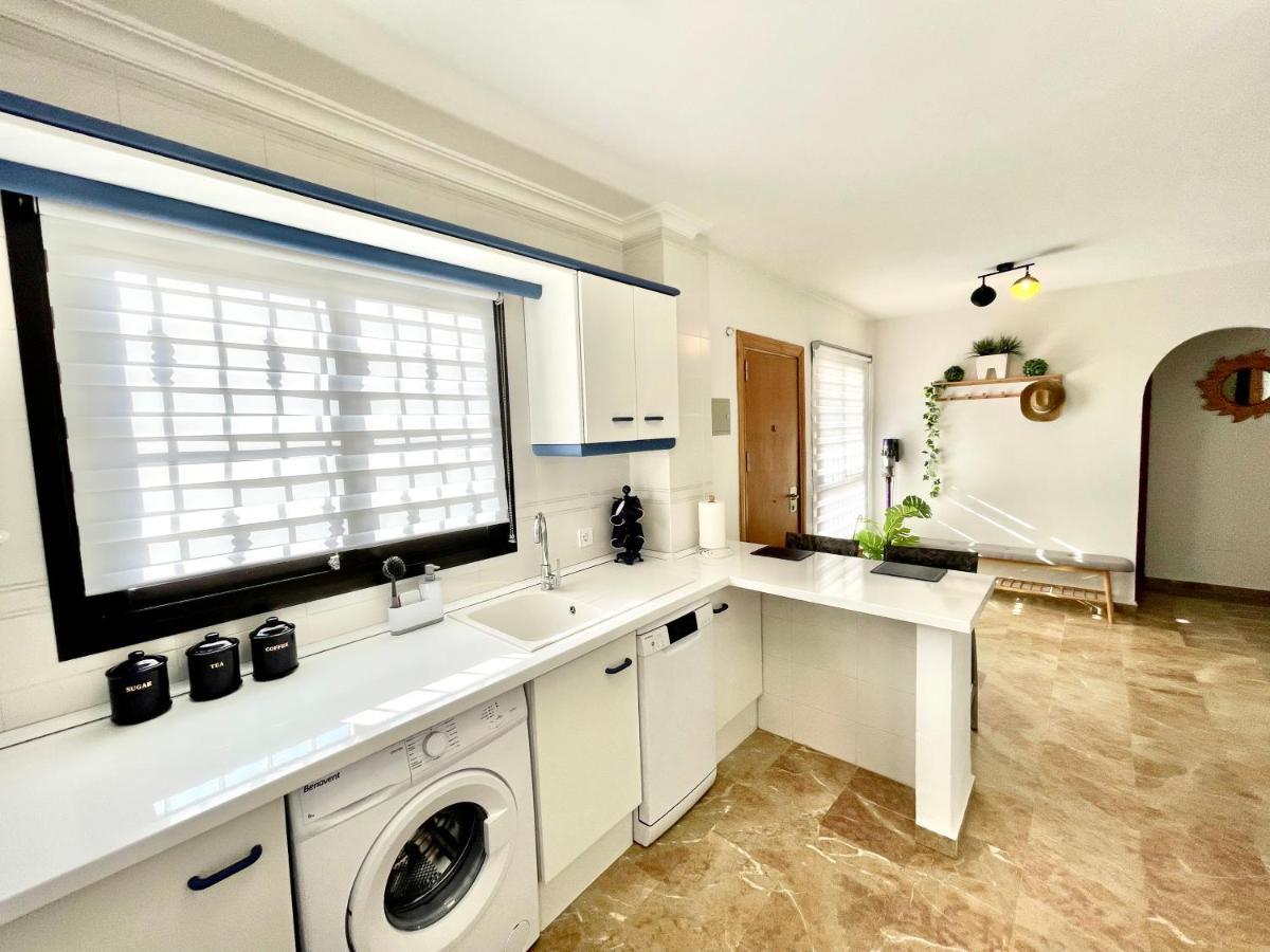 Riviera By The Beach 2 Bedroom Apartment Sitio de Calahonda Exterior photo